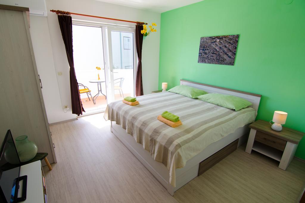 Апартаменты Apartman Milena Примоштен Экстерьер фото