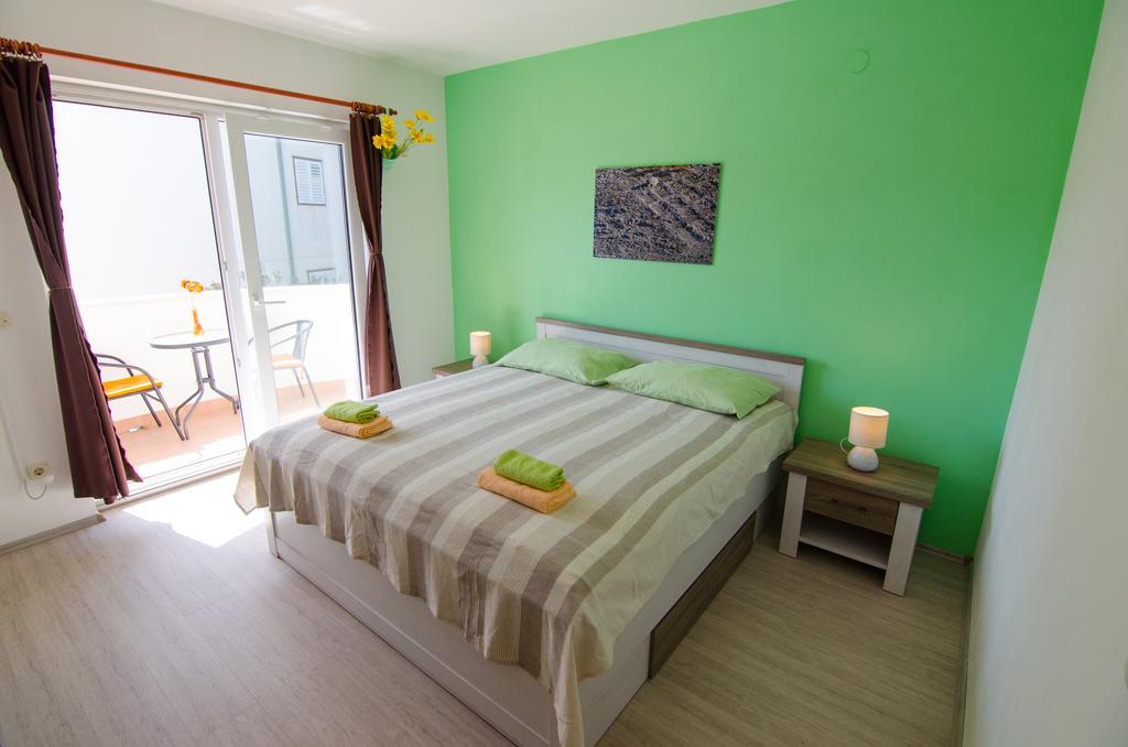 Апартаменты Apartman Milena Примоштен Экстерьер фото